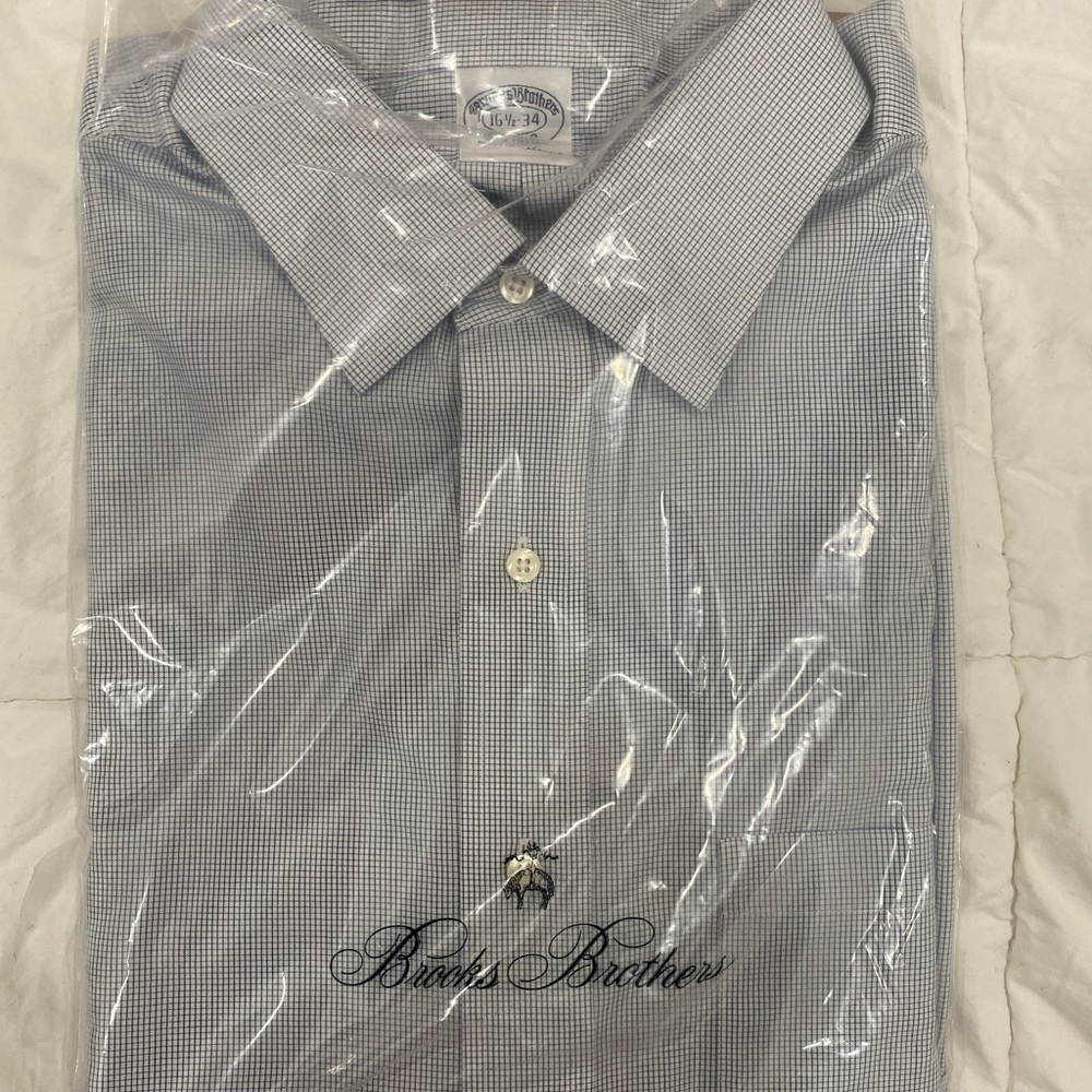 Brooks Brothers men’s button down shirt